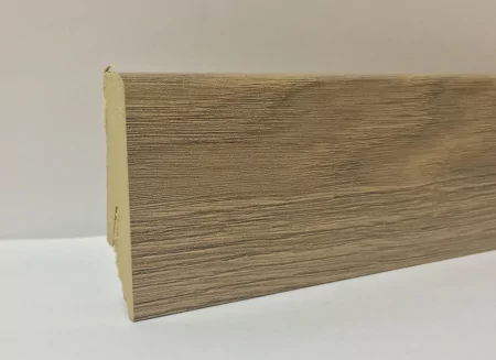 ПЛИНТУС CLASSIC 58*19*2400 LCC13