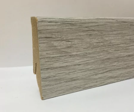 ПЛИНТУС CLASSIC 58*19*2400 LCC68